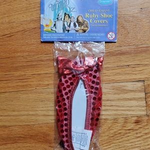Rubie's Wizard of Oz Dorothy Ruby Shoe Covers